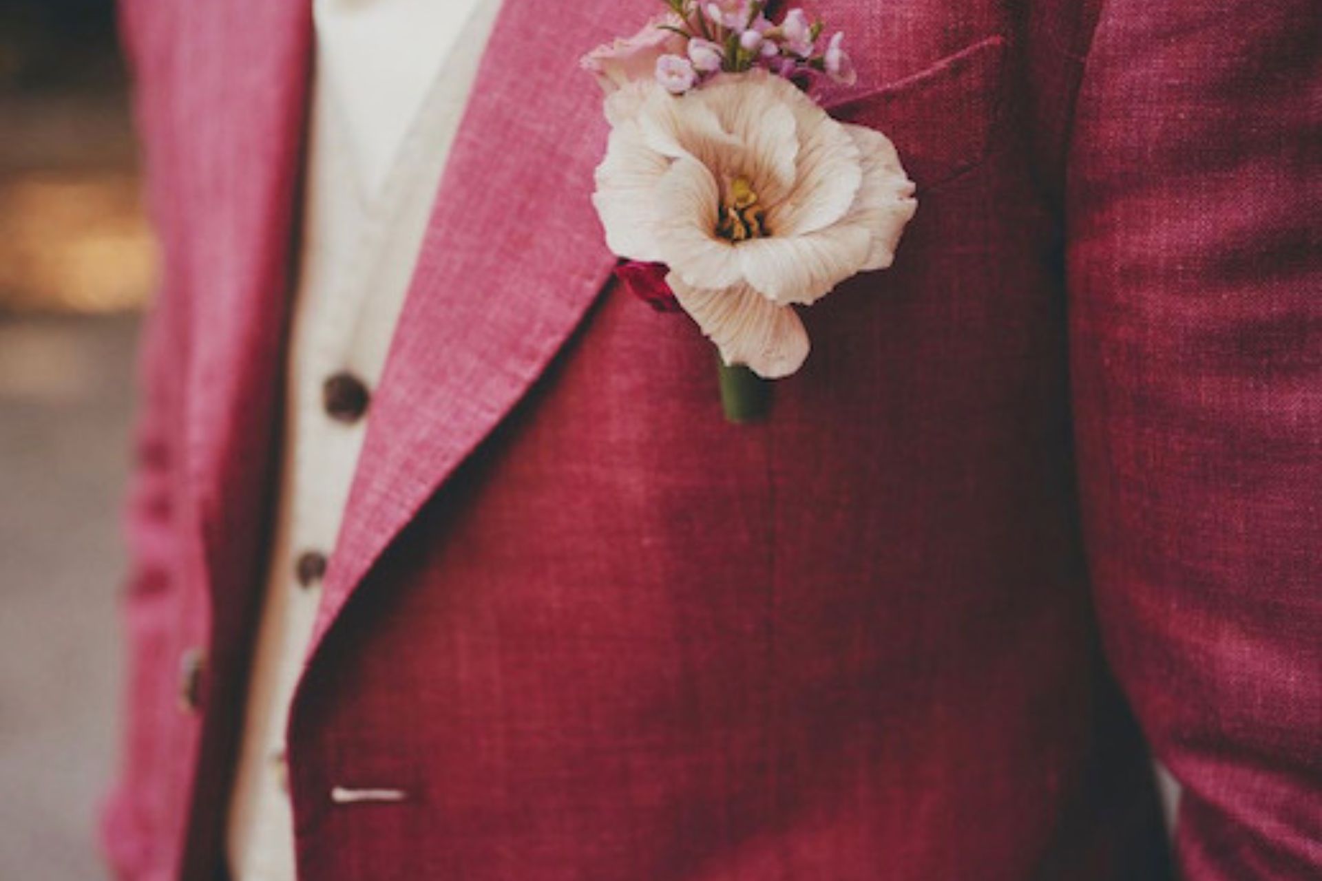 Un abito colorato per il tuo matrimonio